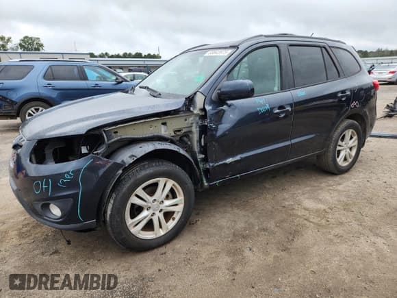 ✅ 2011 Hyundai Santa Fe SE • VIN: 5XYZH4AG0BG045603 • Lot: 83843975. Wystawiony na Copart z przebiegiem 201 757 mil. Bezpłatny archiwum sprzedaży aukcyjnych z USA i szczegółowy raport historii pojazdu na DreamBid. Zdjęcie 1.