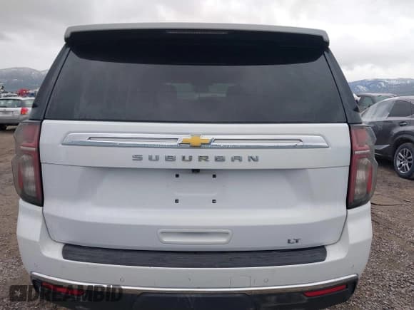 ✅ 2023 Chevrolet Suburban LT • VIN: 1GNSCCKD2PR203535 • Lot: 41813006. Wystawiony na IAAI z przebiegiem 66 408 mil. Bezpłatny archiwum sprzedaży aukcyjnych z USA i szczegółowy raport historii pojazdu na DreamBid. Zdjęcie 16.