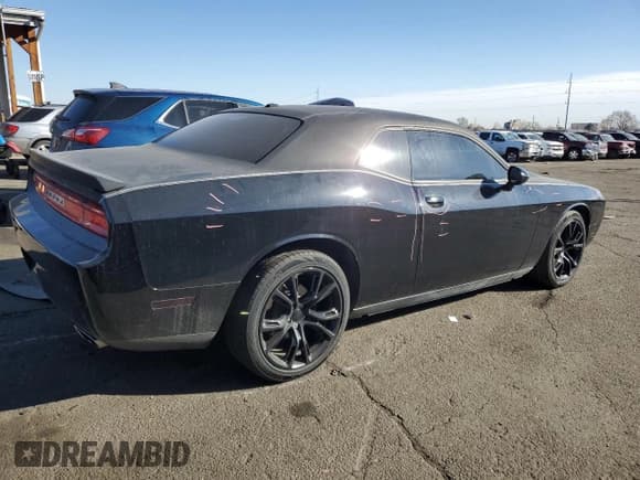 ✅ 2014 Dodge Challenger SXT 100th Anniversary • VIN: 2C3CDYAG9EH277099 • Lot: 47470085. Wystawiony na Copart z przebiegiem 74 978 mil. Bezpłatny archiwum sprzedaży aukcyjnych z USA i szczegółowy raport historii pojazdu na DreamBid. Zdjęcie 3.