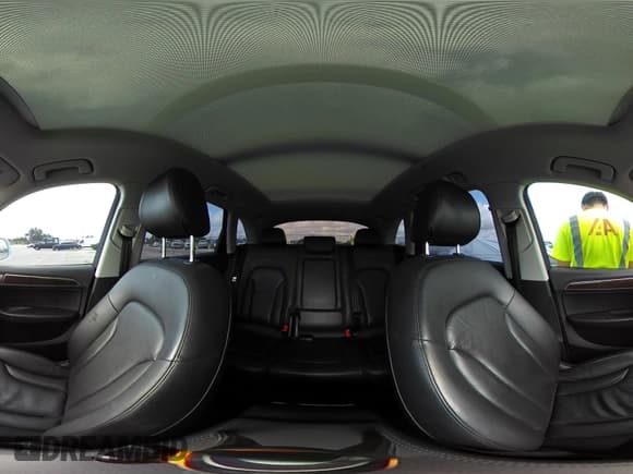 ✅ 2014 Audi Q5 Premium Plus • VIN: WA1CMAFP9EA071298 • Lot: 42442469. Listed on IAAI with 204,725 mi. Free auction sales archive from the USA and detailed vehicle history report at DreamBid. Image 18.