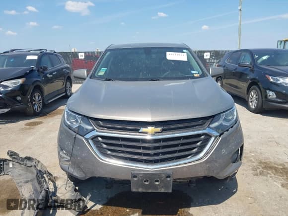 ✅ 2018 Chevrolet Equinox LT • VIN: 3GNAXJEV1JS566275 • Lot: 43212923. Wystawiony na IAAI z przebiegiem 193 291 mil. Bezpłatny archiwum sprzedaży aukcyjnych z USA i szczegółowy raport historii pojazdu na DreamBid. Zdjęcie 12.