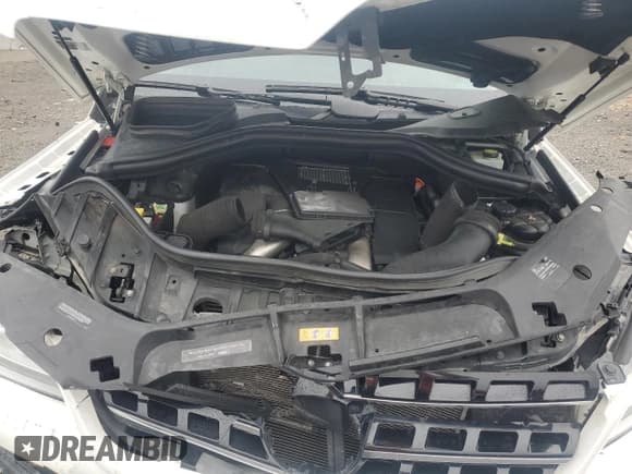 ✅ 2014 Mercedes-Benz M 550 • VIN: 4JGDA7DB0EA413908 • Лот: 69265035. Опубликован ранее на Copart с пробегом 136 019 миль. Бесплатный доступ к архиву аукционных продаж из США и подробный отчёт об истории автомобиля на DreamBid. Изображение 12.