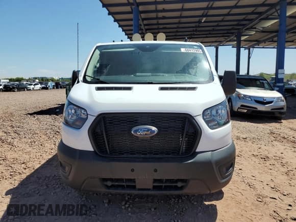 ✅ 2024 Ford Transit Cargo • VIN: 1FTBR1Y81RKA00248 • Lot: 86586805. Wystawiony na Copart z przebiegiem 15 243 mil. Bezpłatny archiwum sprzedaży aukcyjnych z USA i szczegółowy raport historii pojazdu na DreamBid. Zdjęcie 5.