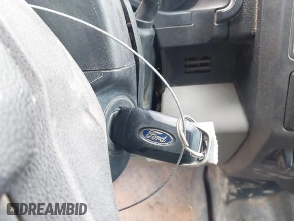 ✅ 2018 Ford F-250 XL • VIN: 1FT7W2B67JED00262 • Lot: 42989329. Listed on IAAI with 153,893 mi. Free auction sales archive from the USA and detailed vehicle history report at DreamBid. Image 11.