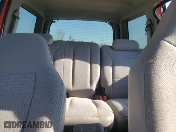 ✅ 1999 Ford Explorer XL • VIN: 1FMZU34X6XUC04398 • Лот: 54474995. Опубликован ранее на Copart с пробегом 31 640 миль. Бесплатный доступ к архиву аукционных продаж из США и подробный отчёт об истории автомобиля на DreamBid. Изображение 10.