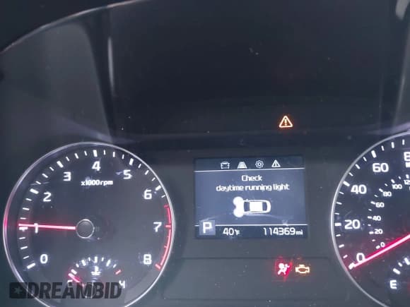 ✅ 2020 Kia Forte LXS • VIN: 3KPF24ADXLE238978 • Lot: 43718133. Wystawiony na IAAI z przebiegiem 114 369 mil. Bezpłatny archiwum sprzedaży aukcyjnych z USA i szczegółowy raport historii pojazdu na DreamBid. Zdjęcie 16.