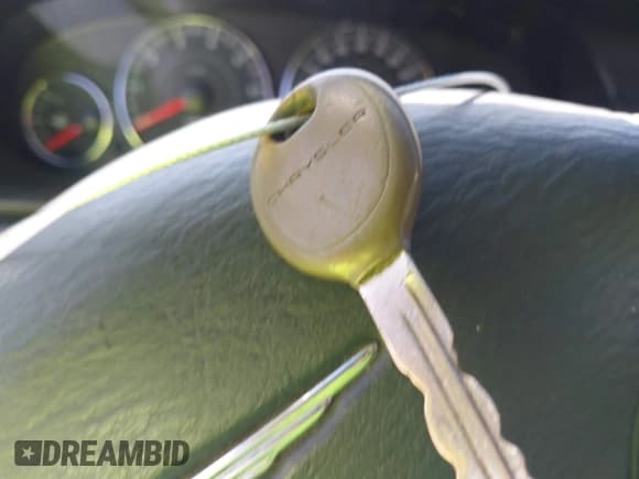 ✅ 2006 Chrysler Sebring • VIN: 1C3EL46X66N181680 • Lot: 41932963. Wystawiony na IAAI z przebiegiem 202 544 mil. Bezpłatny archiwum sprzedaży aukcyjnych z USA i szczegółowy raport historii pojazdu na DreamBid. Zdjęcie 11.