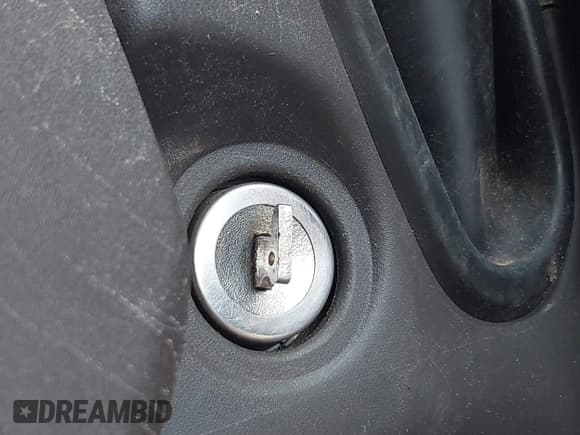 ✅ 2012 Ford F-150 XL • VIN: 1FTFW1ET3CFA27034 • Lot: 42645404. Listed on IAAI with 175,555 mi. Free auction sales archive from the USA and detailed vehicle history report at DreamBid. Image 11.