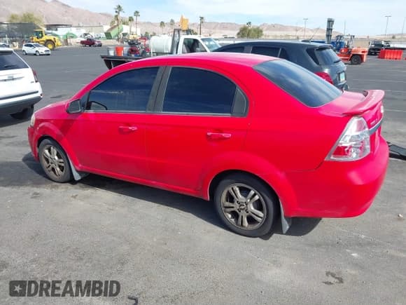 ✅ 2011 Chevrolet Aveo 2LT • VIN: KL1TG5DE2BB134437 • Lot: 41605283. Wystawiony na IAAI z przebiegiem 107 673 mil. Bezpłatny archiwum sprzedaży aukcyjnych z USA i szczegółowy raport historii pojazdu na DreamBid. Zdjęcie 3.