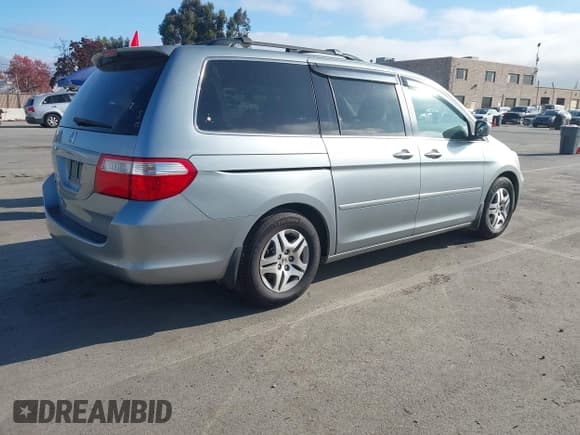 ✅ 2006 Honda Odyssey EX-L • VIN: 5FNRL38766B100177 • Lot: 43842316. Listed on IAAI with 171,506 mi. Free auction sales archive from the USA and detailed vehicle history report at DreamBid. Image 4.