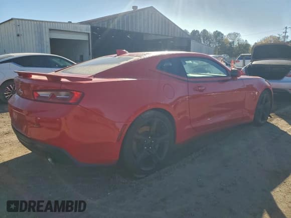 ✅ 2018 Chevrolet Camaro 1SS • VIN: 1G1FF1R73J0125681 • Lot: 96178485. Listed on Copart with 200,572 mi. Free auction sales archive from the USA and detailed vehicle history report at DreamBid. Image 3.