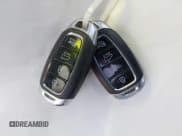 ✅ 2020 Hyundai Santa Fe SEL • VIN: 5NMS33AD4LH212956 • Лот: 43588716. Опубликован ранее на IAAI с пробегом 155 048 миль. Бесплатный доступ к архиву аукционных продаж из США и подробный отчёт об истории автомобиля на DreamBid. Изображение 11.