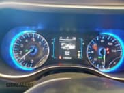 ✅ 2018 Chrysler Pacifica Touring Plus • VIN: 2C4RC1FG4JR280215 • Lot: 81619325. Listed on Copart with 114,518 mi. Free auction sales archive from the USA and detailed vehicle history report at DreamBid. Image 9.