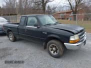 ✅ 2000 Ford Ranger XL • VIN: 1FTYR14V6YPC05166 • Lot: 43788038. Wystawiony na IAAI z przebiegiem 220 352 mil. Bezpłatny archiwum sprzedaży aukcyjnych z USA i szczegółowy raport historii pojazdu na DreamBid. Zdjęcie 1.