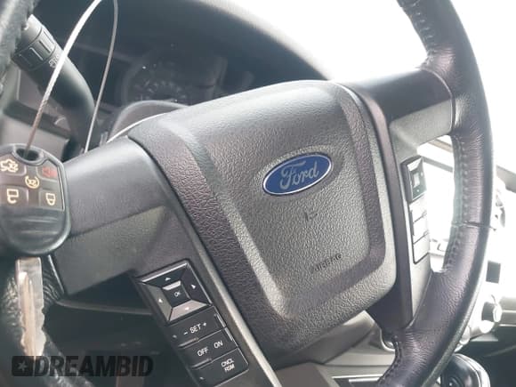 ✅ 2016 Ford Expedition Max XLT • VIN: 1FMJK1HT6GEF42943 • Lot: 41798854. Listed on IAAI with 85,986 mi. Free auction sales archive from the USA and detailed vehicle history report at DreamBid. Image 11.