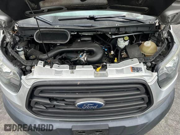 ✅ 2015 Ford Transit XL • VIN: 1FBAX2CM0FKA41966 • Лот: 56363935. Опубликован ранее на Copart с пробегом 164 365 миль. Бесплатный доступ к архиву аукционных продаж из США и подробный отчёт об истории автомобиля на DreamBid. Изображение 9.