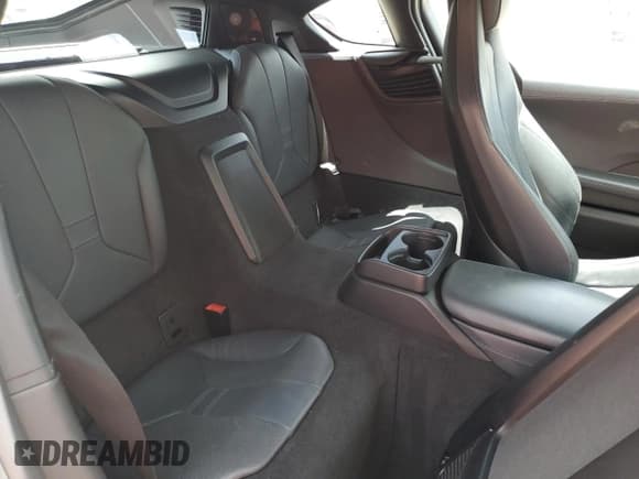 ✅ 2016 BMW i8 • VIN: WBY2Z2C50GV674839 • Lot: 61075435. Listed on Copart with 64,450 mi. Free auction sales archive from the USA and detailed vehicle history report at DreamBid. Image 10.