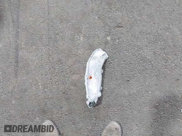 2015 Toyota Camry LE z VIN 4T1BD1FK2FU142956, wystawiony jako IAAI lot #42068502 z przebiegiem 104 135 mil mil oraz . Historia ofert i sprzedaży dostępna na DreamBid. Obrazek 12.