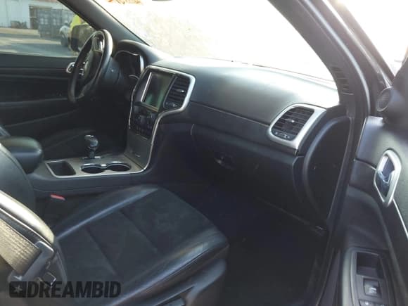 ✅ 2015 Jeep Grand Cherokee Laredo • VIN: 1C4RJEAG7FC951994 • Lot: 42316083. Listed on IAAI with 150,227 mi. Free auction sales archive from the USA and detailed vehicle history report at DreamBid. Image 5.