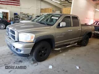 2006 Dodge 1500 SLT z VIN 1D7HU18N86S569050, wystawiony jako Copart lot #82062685 z przebiegiem 174 166 mil mil oraz Szkoda całkowita • Salvage title. Historia ofert i sprzedaży dostępna na DreamBid. Obrazek 1.