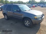 ✅ 2005 Ford Escape Limited • VIN: 1FMYU94155KA92695 • Lot: 42277767. Listed on IAAI with Not provided. Free auction sales archive from the USA and detailed vehicle history report at DreamBid. Image 1.