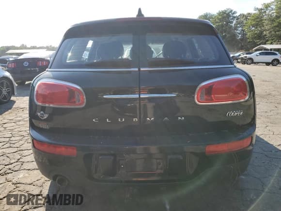 ✅ 2017 MINI Clubman Cooper • VIN: WMWLU1C58H2F28156 • Lot: 73883484. Listed on Copart with Not provided. Free auction sales archive from the USA and detailed vehicle history report at DreamBid. Image 6.