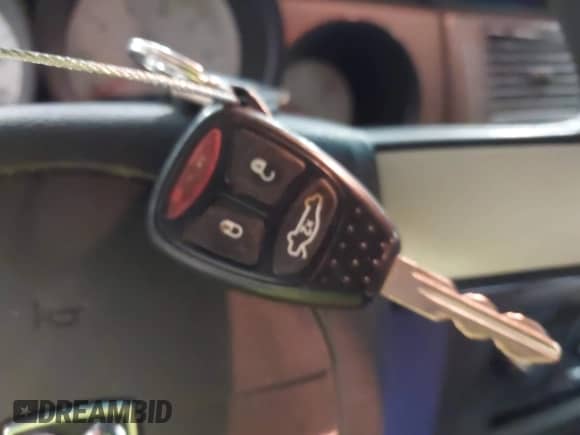 2006 Dodge Charger z VIN 2B3KA43G86H251859, wystawiony jako IAAI lot #43544502 z przebiegiem 110 548 mil mil oraz . Historia ofert i sprzedaży dostępna na DreamBid. Obrazek 11.