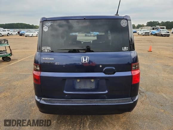 ✅ 2008 Honda Element SC • VIN: 5J6YH189X8L017462 • Lot: 82724505. Wystawiony na Copart z przebiegiem 128 047 mil. Bezpłatny archiwum sprzedaży aukcyjnych z USA i szczegółowy raport historii pojazdu na DreamBid. Zdjęcie 6.