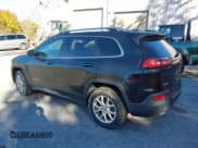 ✅ 2014 Jeep Cherokee Latitude • VIN: 1C4PJMCS3EW152522 • Lot: 43508623. Wystawiony na IAAI z przebiegiem 182 642 mil. Bezpłatny archiwum sprzedaży aukcyjnych z USA i szczegółowy raport historii pojazdu na DreamBid. Zdjęcie 3.