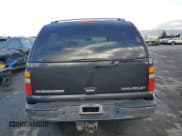 ✅ 2005 Chevrolet Suburban LT • VIN: 3GNFK16Z85G196392 • Лот: 86406054. Опубликован ранее на Copart с пробегом 223 361 миль. Бесплатный доступ к архиву аукционных продаж из США и подробный отчёт об истории автомобиля на DreamBid. Изображение 6.