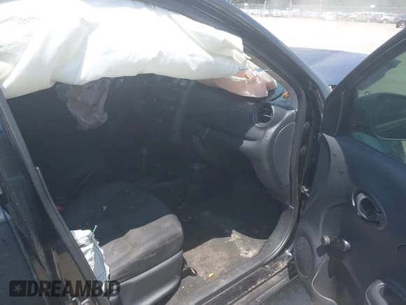 ✅ 2017 Nissan Versa S Plus • VIN: 3N1CN7APXHL890981 • Lot: 42176303. Listed on IAAI with 144,986 mi. Free auction sales archive from the USA and detailed vehicle history report at DreamBid. Image 5.