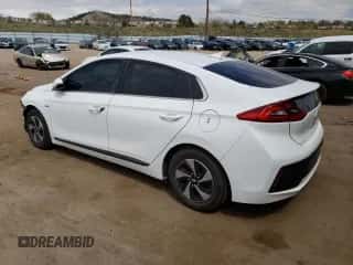 2017 Hyundai Ioniq SEL z VIN KMHC75LC0HU048108, wystawiony jako Copart lot #51626744 z przebiegiem 129 986 mil mil oraz . Historia ofert i sprzedaży dostępna na DreamBid. Obrazek 2.