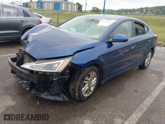 ✅ 2019 Hyundai Elantra Value Edition • VIN: 5NPD84LF8KH423240 • Lot: 43274055. Listed on IAAI with 86,177 mi. Free auction sales archive from the USA and detailed vehicle history report at DreamBid. Image 2.