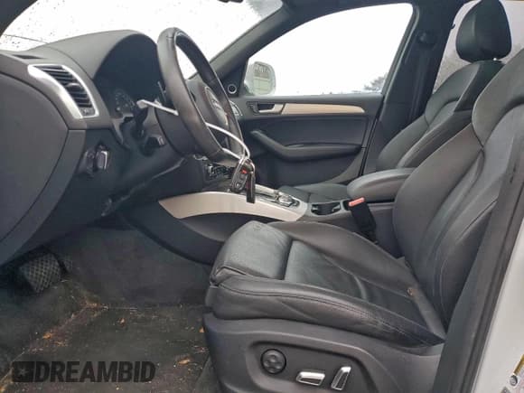 ✅ 2014 Audi Q5 Premium Plus • VIN: WA1DGAFP1EA025976 • Lot: 94342265. Listed on Copart with 128,970 mi. Free auction sales archive from the USA and detailed vehicle history report at DreamBid. Image 7.