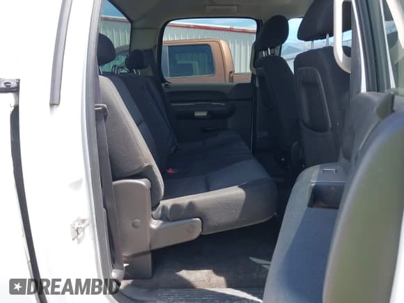 ✅ 2012 GMC Sierra 1500 SLE • VIN: 3GTP1VE03CG167731 • Lot: 42786662. Wystawiony na IAAI z przebiegiem 393 973 mil. Bezpłatny archiwum sprzedaży aukcyjnych z USA i szczegółowy raport historii pojazdu na DreamBid. Zdjęcie 8.