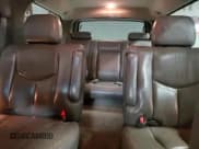 ✅ 2003 Chevrolet Suburban Z71 • VIN: 3GNFK16Z93G287796 • Лот: 49619325. Опубликован ранее на Copart с пробегом 230 029 миль. Бесплатный доступ к архиву аукционных продаж из США и подробный отчёт об истории автомобиля на DreamBid. Изображение 10.