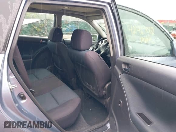 ✅ 2006 Toyota Matrix STD • VIN: 2T1LR30E36C553692 • Lot: 42468281. Listed on IAAI with 193,257 mi. Free auction sales archive from the USA and detailed vehicle history report at DreamBid. Image 8.