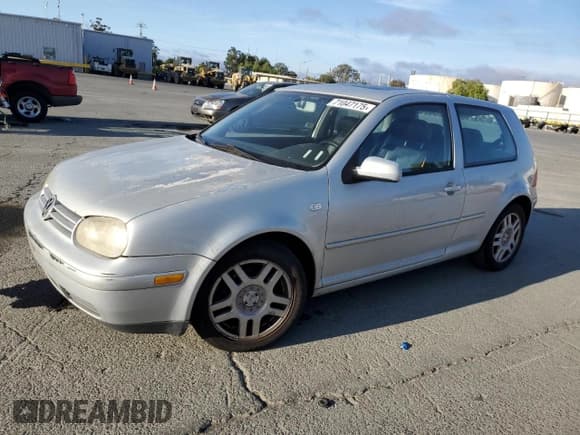 ✅ 2000 Volkswagen Golf GTI • VIN: WVWDE21J0YW688757 • Lot: 71047175. Listed on Copart with 157,536 mi. Free auction sales archive from the USA and detailed vehicle history report at DreamBid. Image 1.