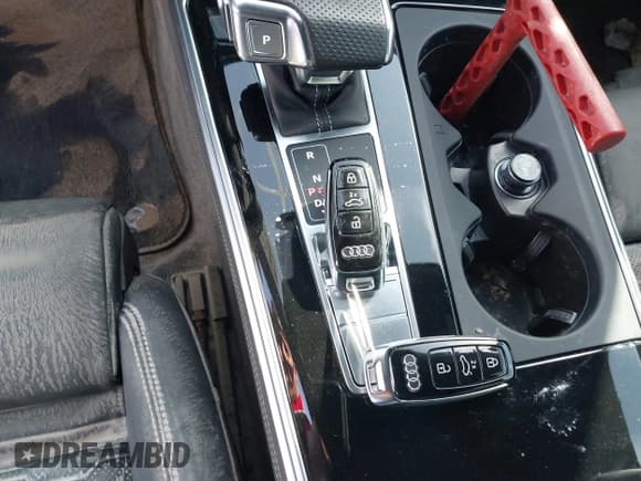 ✅ 2021 Audi RS 6 • VIN: WUA1CBF25MN907581 • Lot: 41568980. Listed on IAAI with Not provided. Free auction sales archive from the USA and detailed vehicle history report at DreamBid. Image 11.