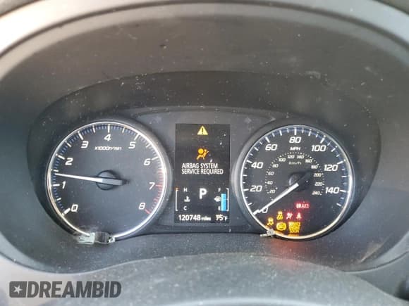 ✅ 2018 Mitsubishi Outlander ES • VIN: JA4AD2A33JZ034406 • Lot: 86531775. Listed on Copart with 120,748 mi. Free auction sales archive from the USA and detailed vehicle history report at DreamBid. Image 9.