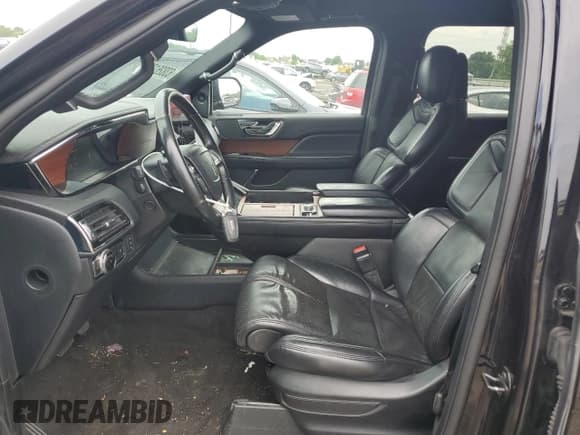 ✅ 2020 Lincoln Navigator Reserve • VIN: 5LMJJ3LT1LEL09582 • Лот: 63826135. Опубликован ранее на Copart с пробегом 47 003 миль. Бесплатный доступ к архиву аукционных продаж из США и подробный отчёт об истории автомобиля на DreamBid. Изображение 7.