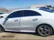 2023 Mercedes-Benz CLA 250 с VIN W1K5J4GBXPN328000, выставлен на аукционе IAAI как лот 43427503 с пробегом 16 779 миль миль и . История ставок и продаж доступна на DreamBid. Изображение 13.