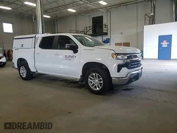 2022 Chevrolet Silverado 1500 LT z VIN 1GCPDKEK3NZ598225, wystawiony jako Copart lot #70446855 z przebiegiem Nie podano mil oraz Nie do naprawy • Non repairable. Historia ofert i sprzedaży dostępna na DreamBid. Obrazek 13.