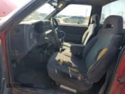 ✅ 1996 Chevrolet S-10 • VIN: 1GCCS1445T8130386 • Лот: 70913594. Опубликован ранее на Copart с пробегом 218 265 миль. Бесплатный доступ к архиву аукционных продаж из США и подробный отчёт об истории автомобиля на DreamBid. Изображение 7.