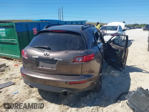 ✅ 2004 Infiniti FX • VIN: JNRAS08U44X107216 • Lot: 41744707. Listed on IAAI with 175,043 mi. Free auction sales archive from the USA and detailed vehicle history report at DreamBid. Image 4.