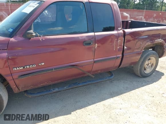 ✅ 2001 Dodge 1500 • VIN: 3B7HC13Z41G246248 • Lot: 43163340. Listed on IAAI with 222,003 mi. Free auction sales archive from the USA and detailed vehicle history report at DreamBid. Image 6.