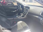 ✅ 2018 Nissan Maxima SV • VIN: 1N4AA6AP4JC387075 • Lot: 42158621. Wystawiony na IAAI z przebiegiem 88 937 mil. Bezpłatny archiwum sprzedaży aukcyjnych z USA i szczegółowy raport historii pojazdu na DreamBid. Zdjęcie 5.