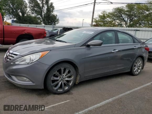 ✅ 2013 Hyundai Sonata SE • VIN: 5NPEC4AC9DH786421 • Lot: 72600454. Wystawiony na Copart z przebiegiem 193 963 mil. Bezpłatny archiwum sprzedaży aukcyjnych z USA i szczegółowy raport historii pojazdu na DreamBid. Zdjęcie 1.