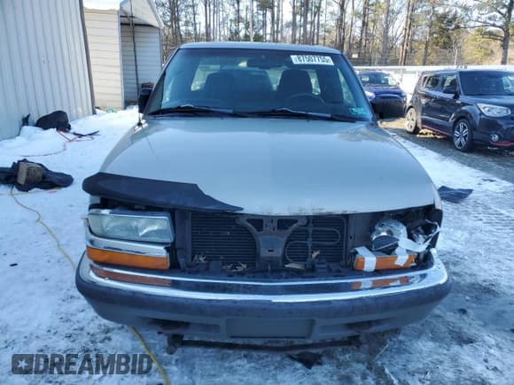 ✅ 1999 Chevrolet S-10 • VIN: 1GCDT19X4X8114772 • Лот: 87507755. Опубликован ранее на Copart с пробегом 96 184 миль. Бесплатный доступ к архиву аукционных продаж из США и подробный отчёт об истории автомобиля на DreamBid. Изображение 5.