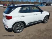 ✅ 2022 Hyundai Venue SEL • VIN: KMHRC8A37NU186508 • Lot: 41800124. Listed on IAAI with 22,141 mi. Free auction sales archive from the USA and detailed vehicle history report at DreamBid. Image 4.